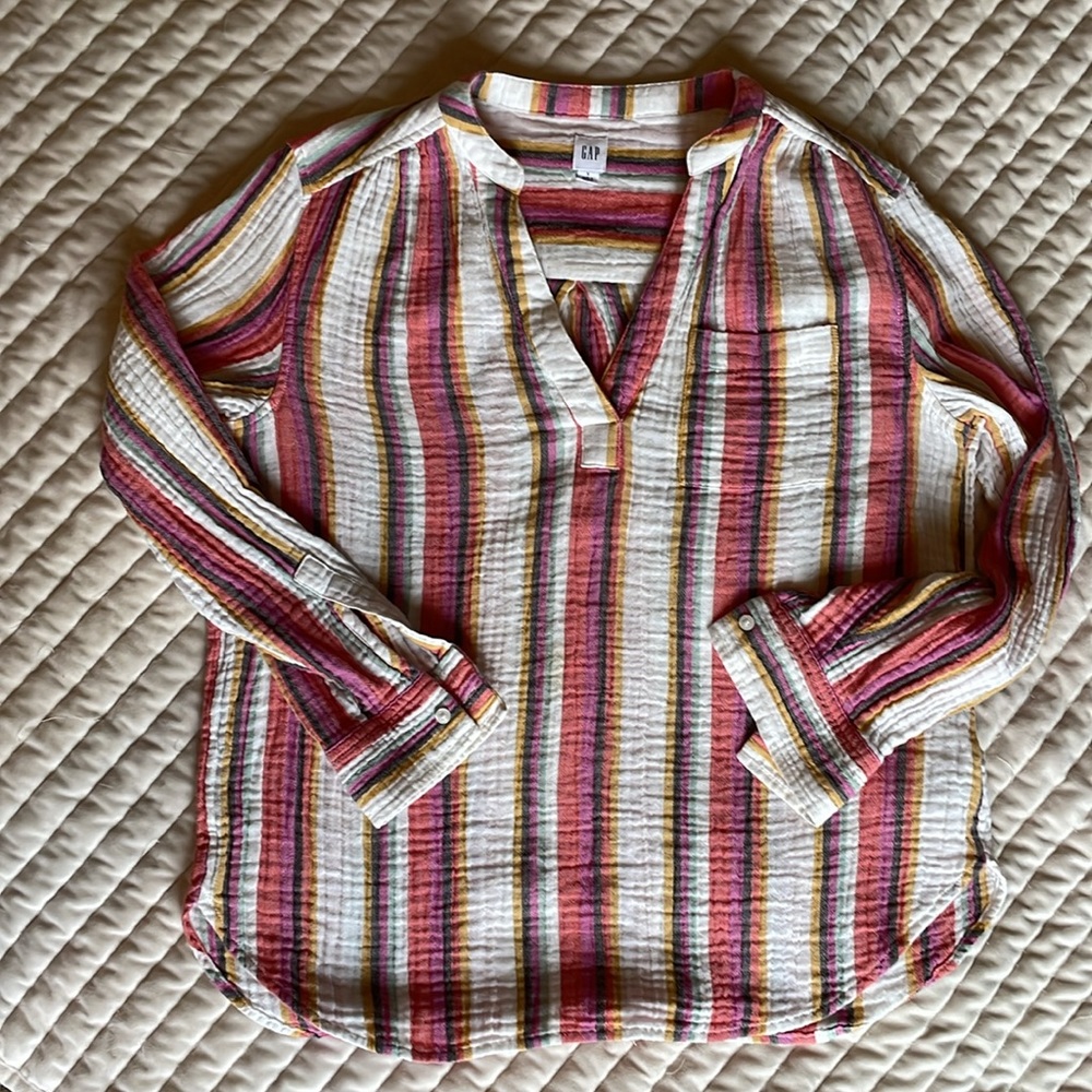 Perfect for Summer🌞! GAP Womens size Small Pullover Tunic Shirt Pink Blouse.